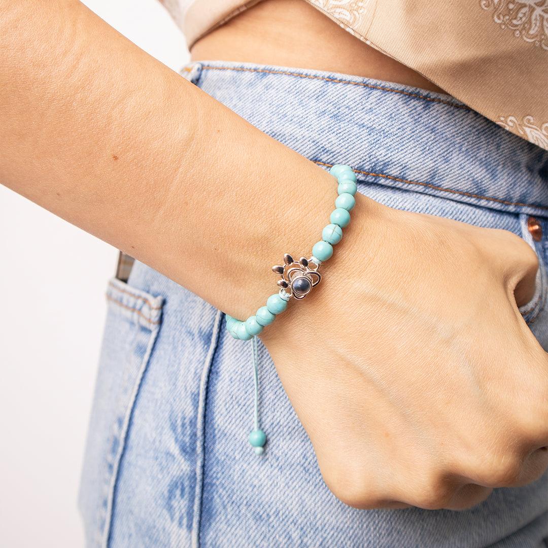 Eternity's Coastal Paw Beaded Photo Bracelet - Elegant Eternity