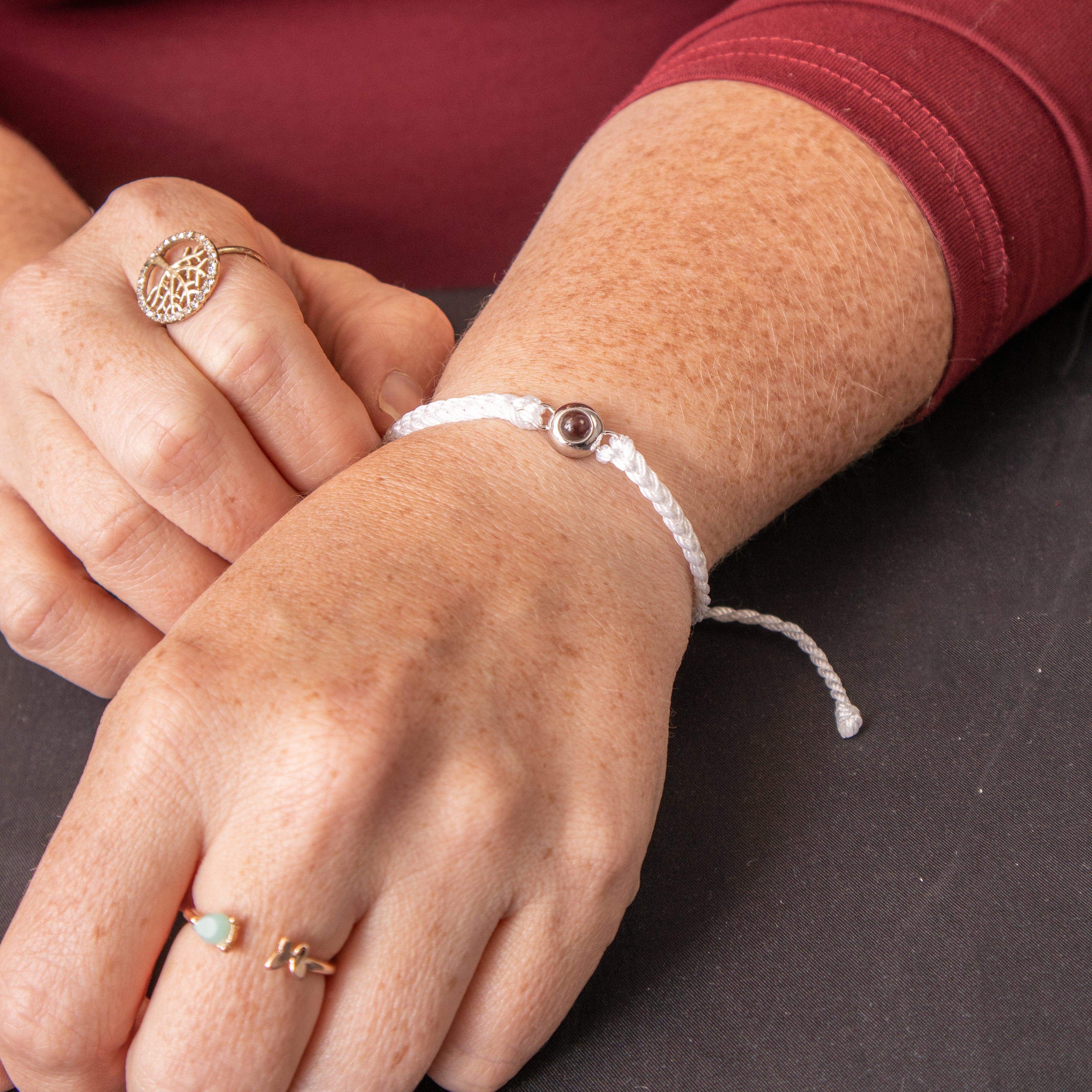Family Silver Bracelet on Personalized Jewelry Card – Ornata
